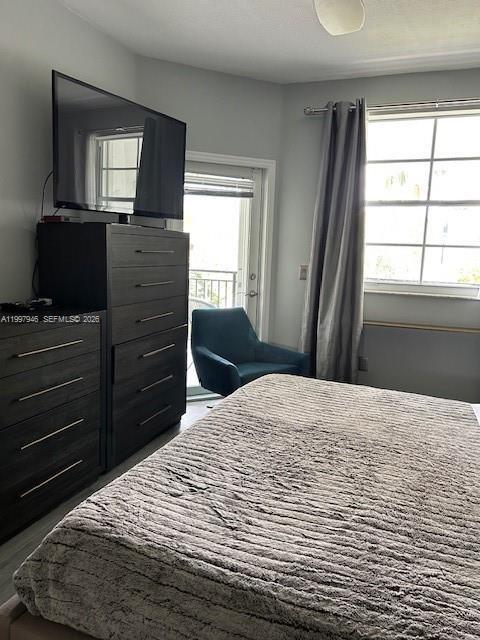 Building Photo - 3155 NE 184th St