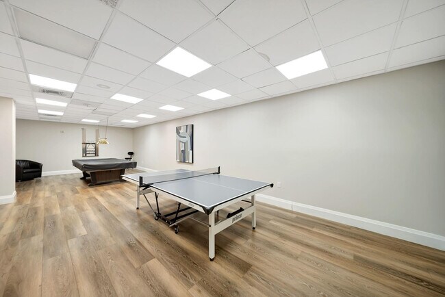 Building Photo - 1360 S Ocean Blvd