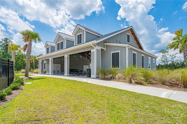 Building Photo - 1004 Bergamot Rd