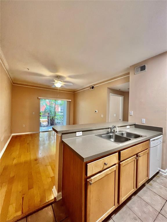 Building Photo - 4207 S Dale Mabry Hwy