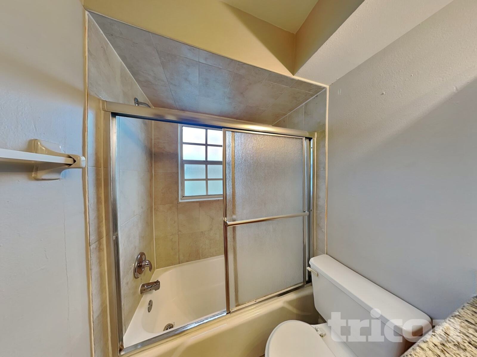 Building Photo - 616 Leisure Ave