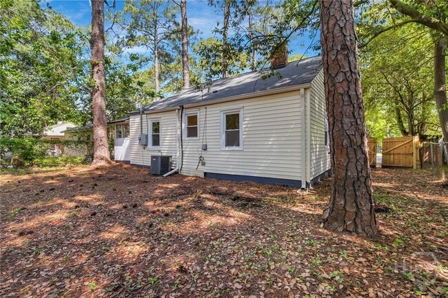 Building Photo - 405 S Baldwin Cir