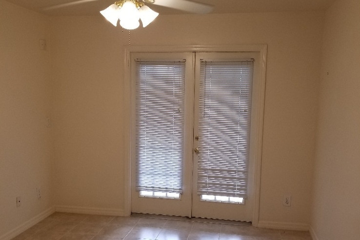 Building Photo - 1385 Mainsail Dr