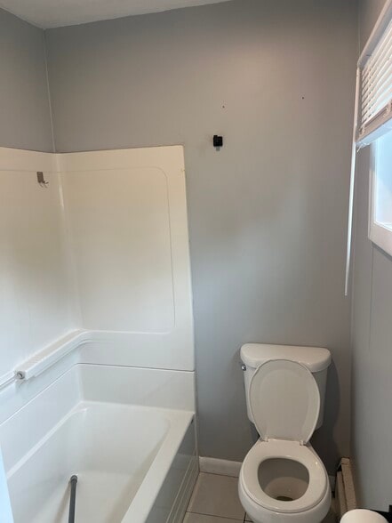 Bathroom - 18 Eli St