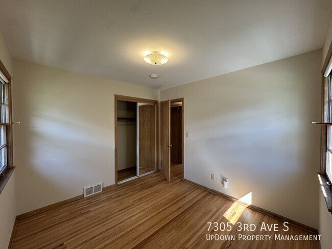 Building Photo - 7305 3rd Ave S