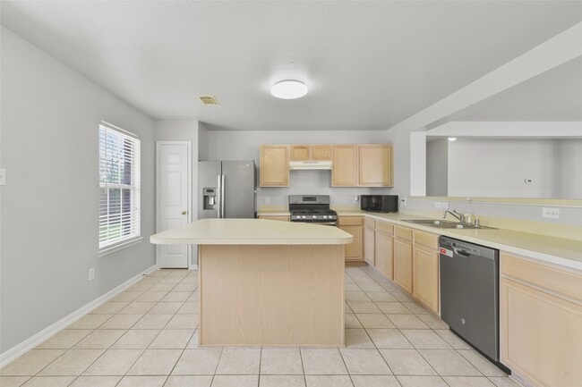 Building Photo - 21106 Blackbluff Ct