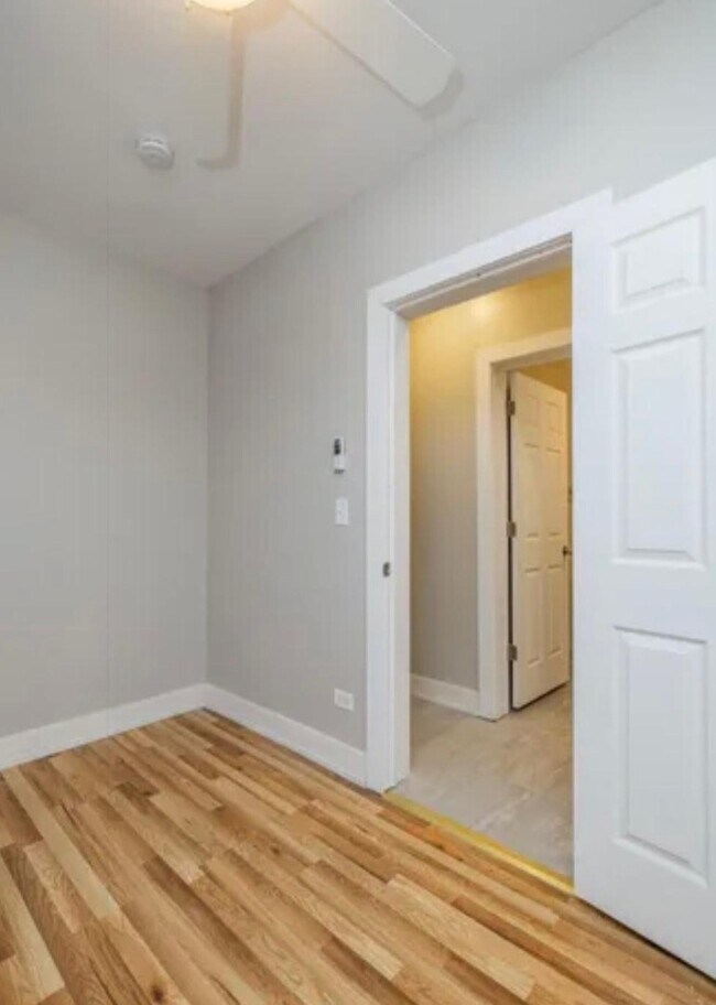 Building Photo - Spacious 4BR Duplex | Modern Upgrades | St...