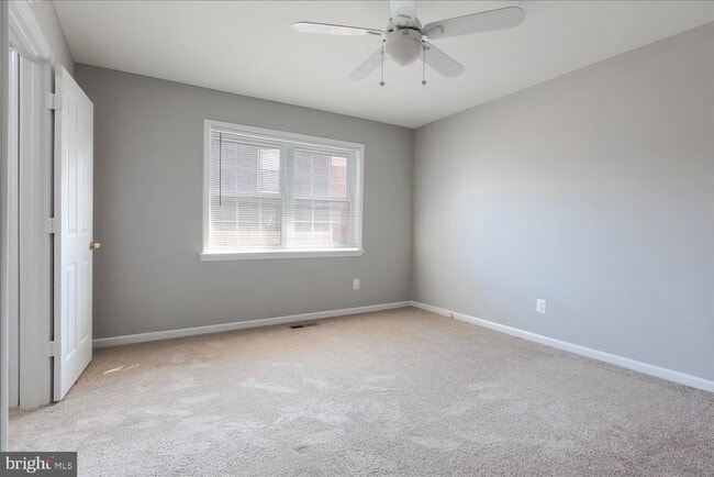 Building Photo - 9860 Hagel Cir