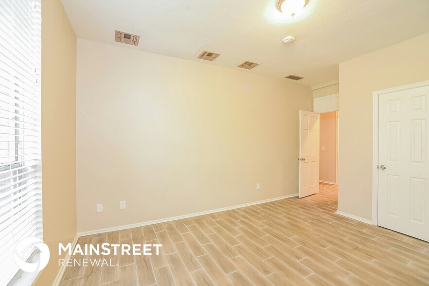 Building Photo - 2809 NW 158th St