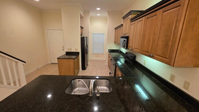 Building Photo - 1510 SW 25th Pl
