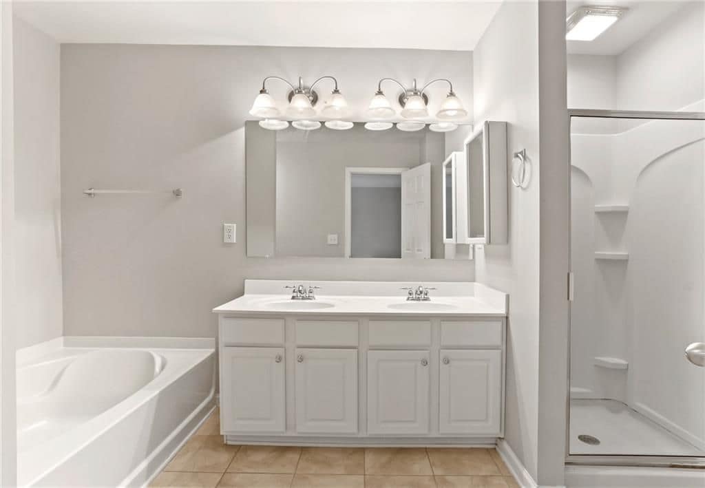 Building Photo - 9830 Murano View