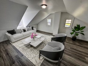 Building Photo - 1716 N 6th St