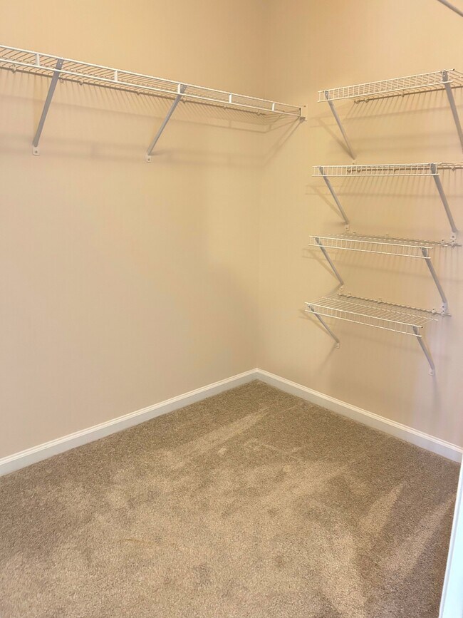 Building Photo - 128 Awendaw Way