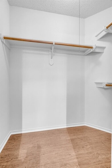 Building Photo - 8464 Ruthette Dr