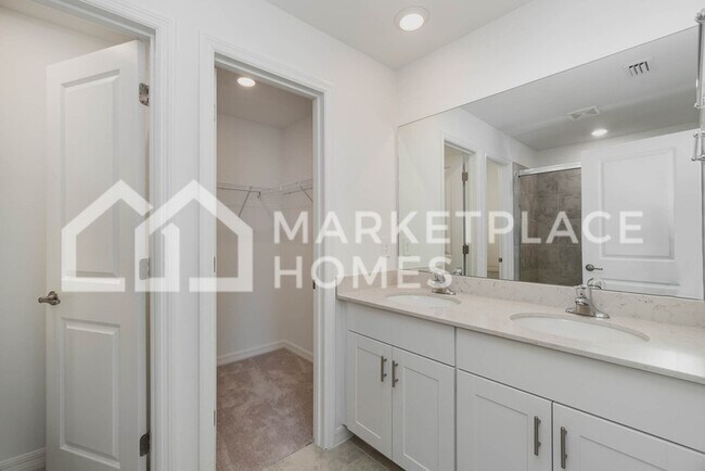 Building Photo - 10340 Bradmore Rd