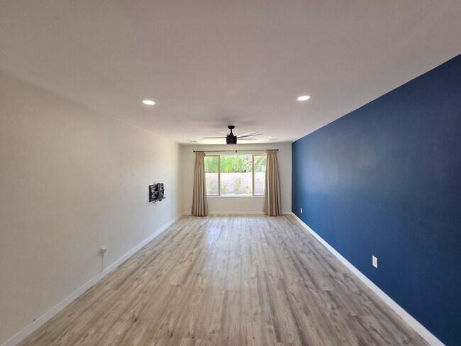 Building Photo - Beautiful 3 bedroom / 2 bath in Scottsdale!