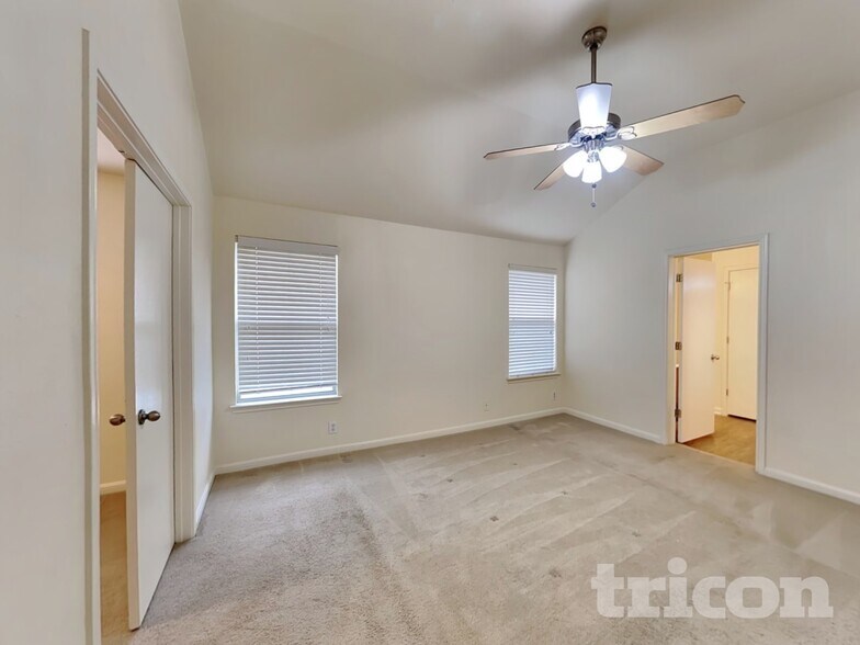 Building Photo - 8527 Sea Rim Dr