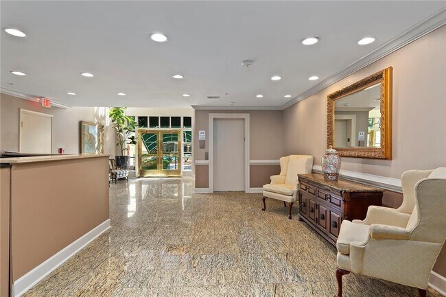 Building Photo - 28317 Plantation Dr NE