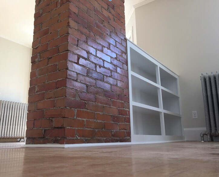 Building Photo - 26 North St