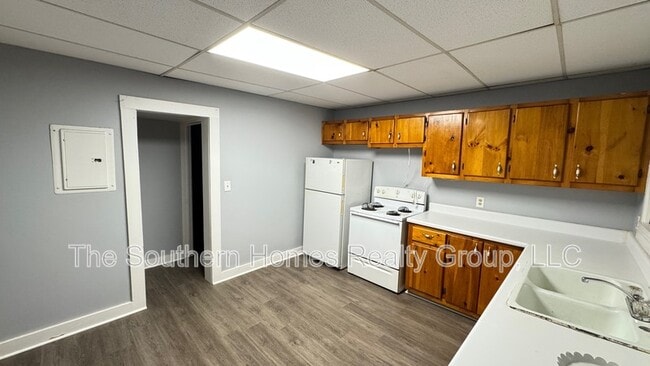 Building Photo - 1113 Knoxville Ave