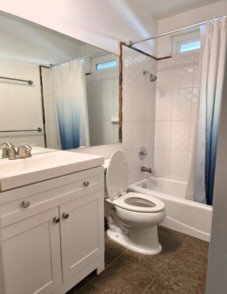 Guest bathroom - 317 N Nicholson Ave