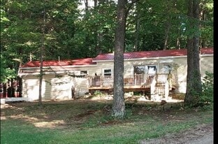 Building Photo - 5 Canoe Ln