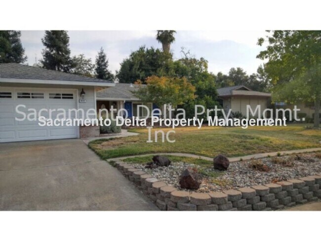 Primary Photo - Spacious 3 bedroom, 2 Bath home in Citrus ...