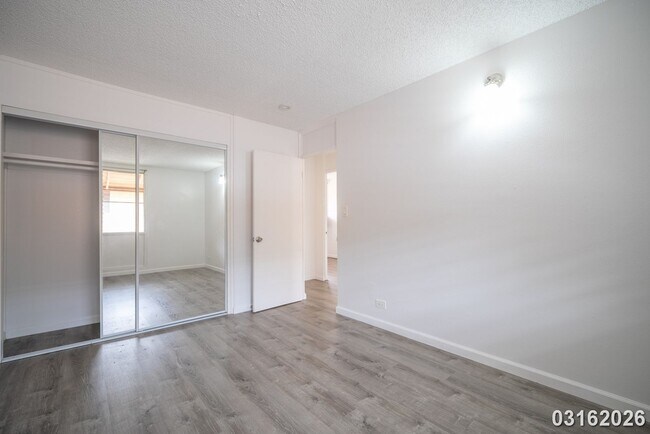 Building Photo - 1158 Hoola Pl