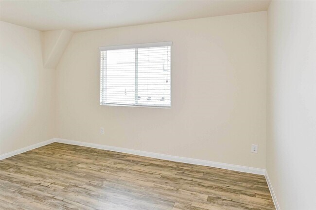 Building Photo - 13207 Italian Cypress Trail