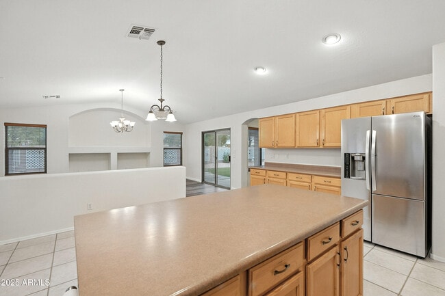 Building Photo - 5307 W Morten Ave
