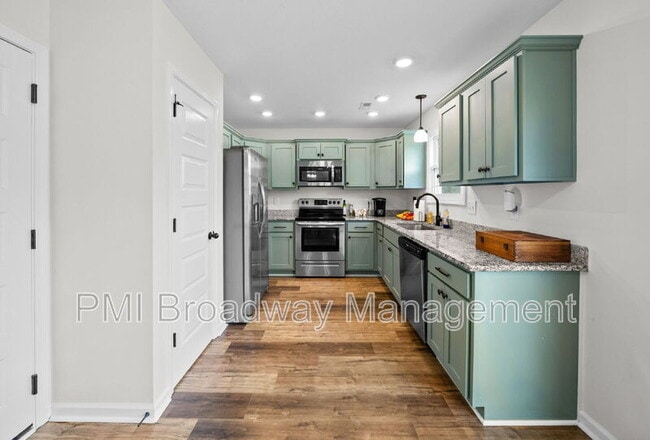 Building Photo - 474 Indian Overlook