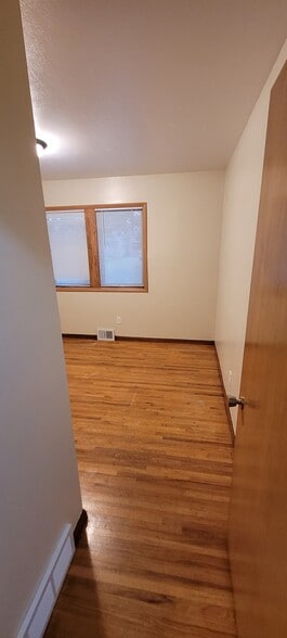 Building Photo - 1522 Dick Dr