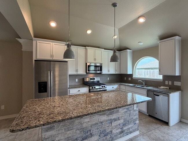 Building Photo - Parkview at the Preserve