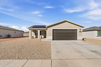 Building Photo - 14557 Firewheel Ave