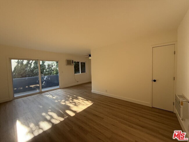 Building Photo - 3707 S Canfield Ave