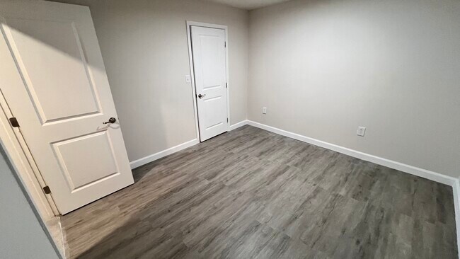 Bedroom 2 - 2827 Bridgewater Dr