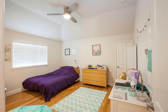 Building Photo - 1614 Thoroughbred Ln