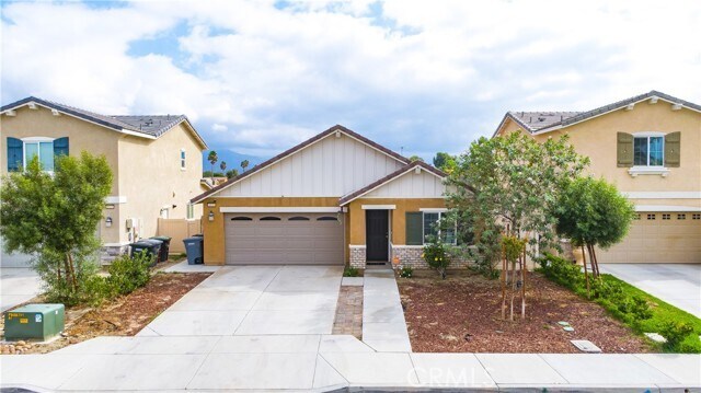 Building Photo - 1133 Avenida Del Rio