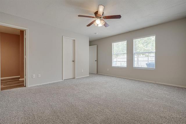 Building Photo - 14112 Esperanza Dr