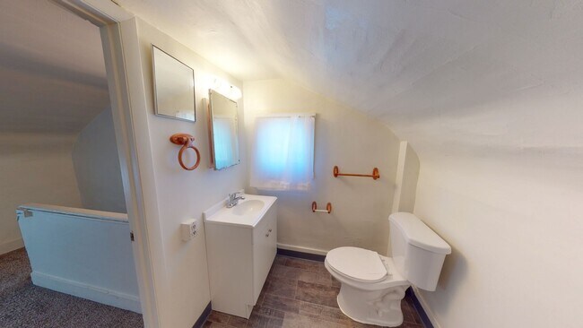 Building Photo - 1 Bed 1 Bath House for Rent in Butler