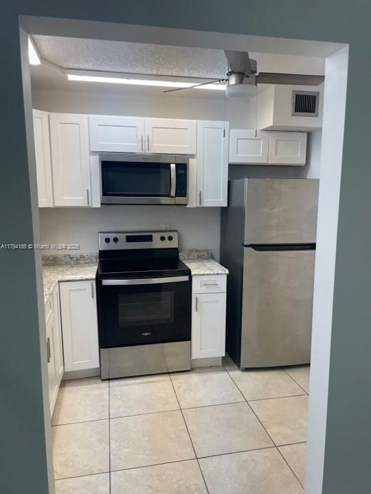 Building Photo - 1830 SW 81st Ave