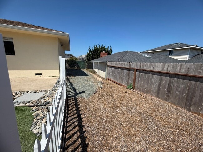 Building Photo - 2280 Del Norte St