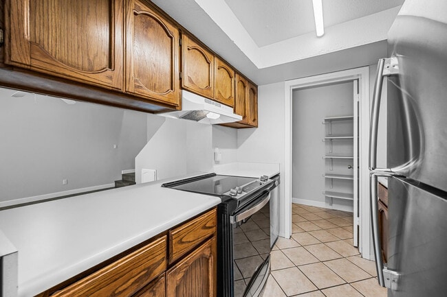 Building Photo - 1455 N Alma School Rd