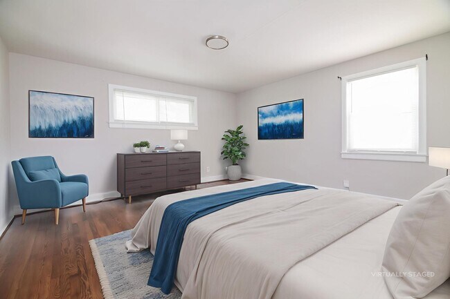 Building Photo - 105 Pineland Cir