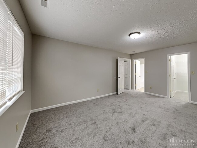 Building Photo - 557 Cembra Dr