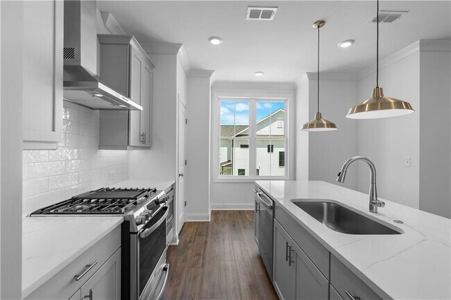 Building Photo - 5440 Howington Ct