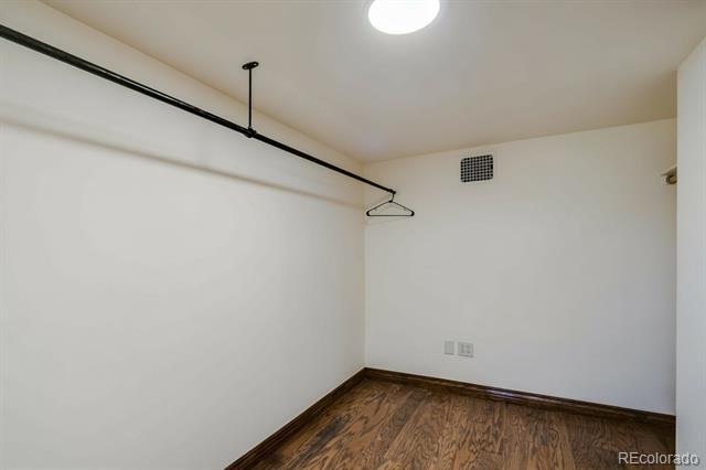 Building Photo - 1450 Clermont St