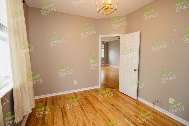 Building Photo - Pre-Lease for July 15 2026- 3 Bedroom, 2.5...
