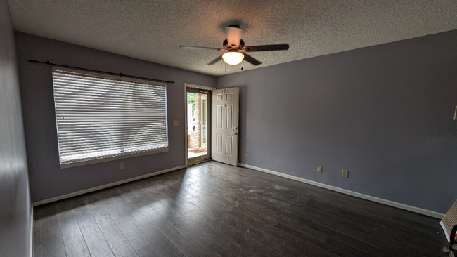 Building Photo - 106 Liberty Pl