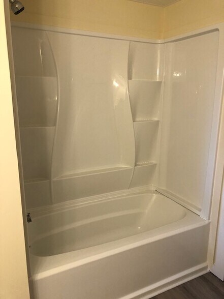 Building Photo - 19 Fitch Rd